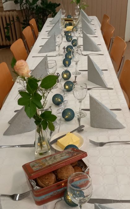 Kahvion rippijuhlakattaus